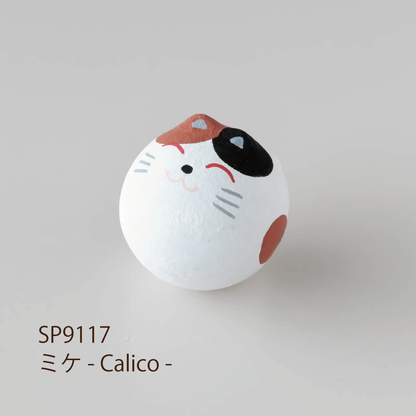 Nekodama (Roly-poly toy)