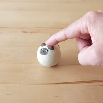 Nekodama (Roly-poly toy)